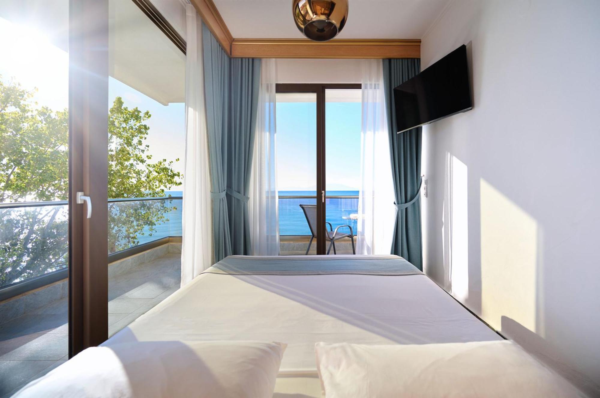 Evlogia Hotel Seafront And Anex By Greek Pride Fourka Buitenkant foto